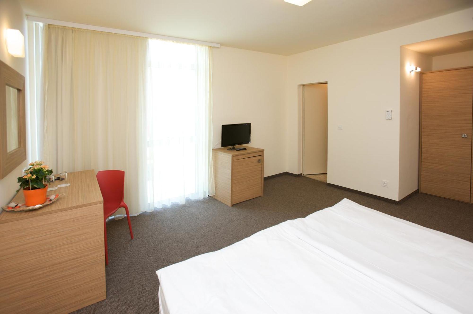 Jeravi Club Hotel Primorszko Kültér fotó